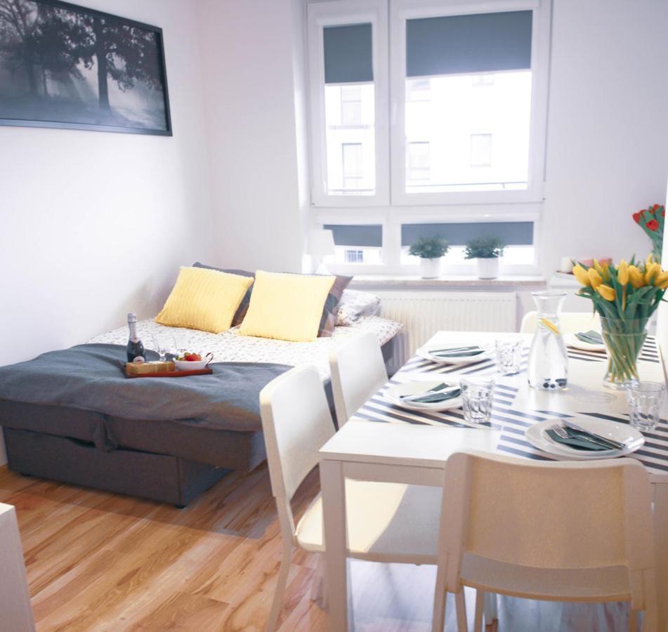 Project Comfort Apartament Potrzebna 55/29 Warszawa Apartment Exterior foto
